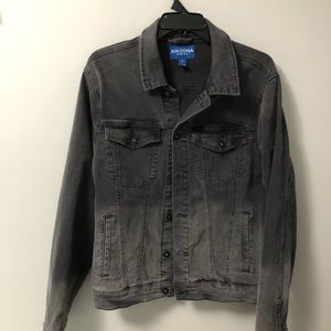 Men’s black jean jacket